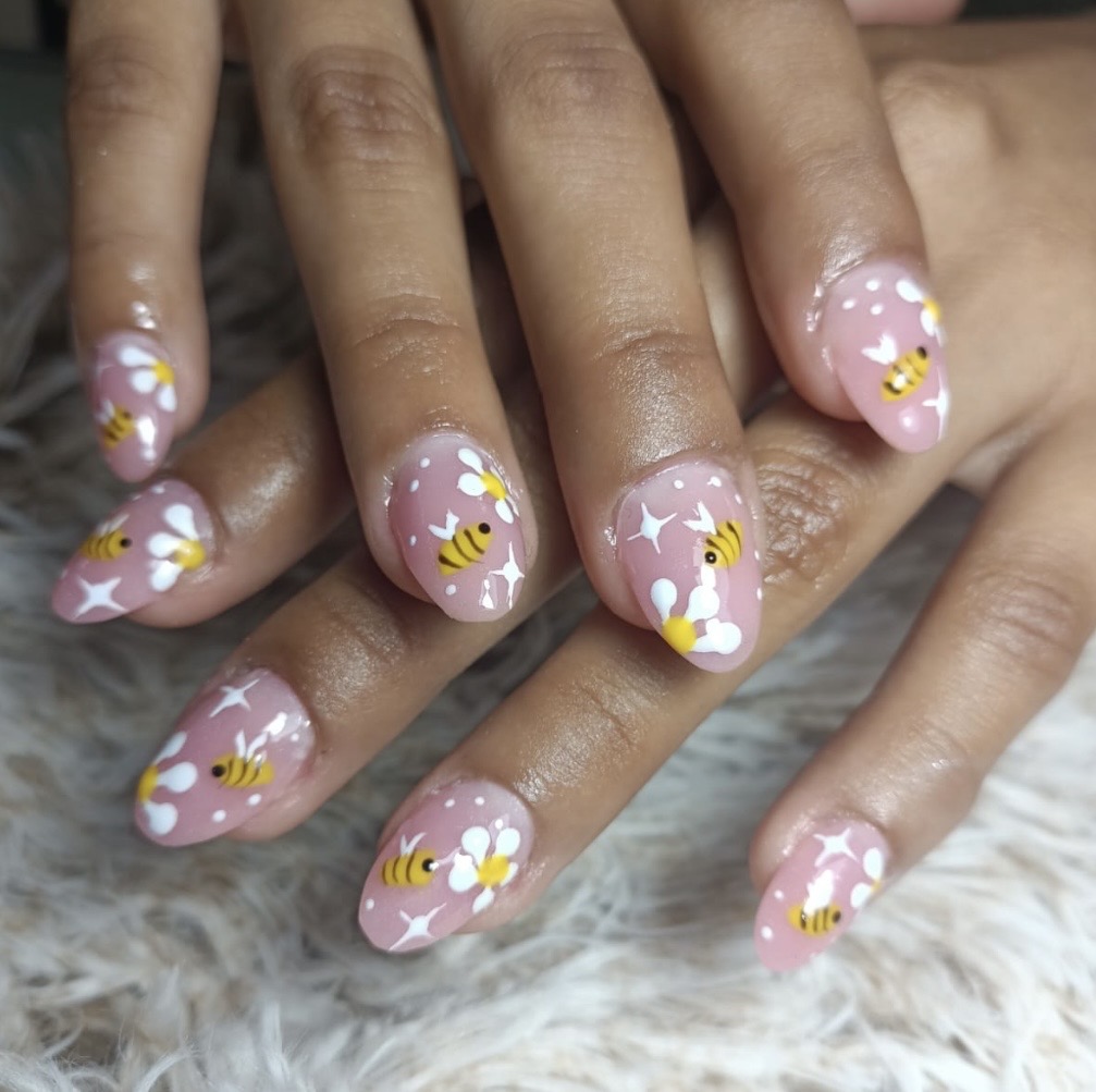 Diseño de uñas en Cancún 1